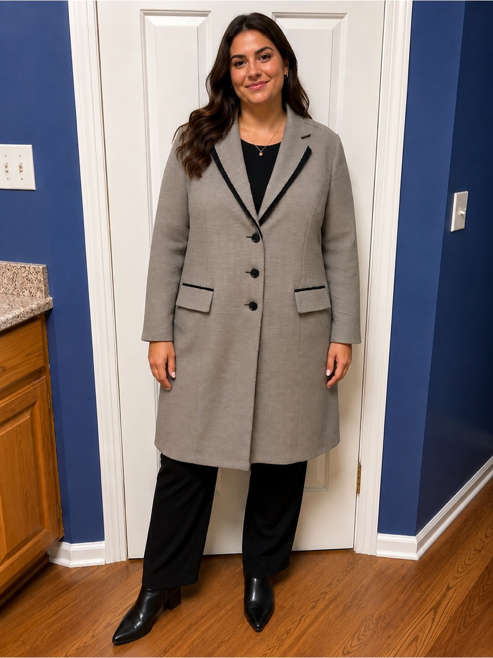 Danny & Nicole Black-Trim Houndstooth Trench Coat 22
